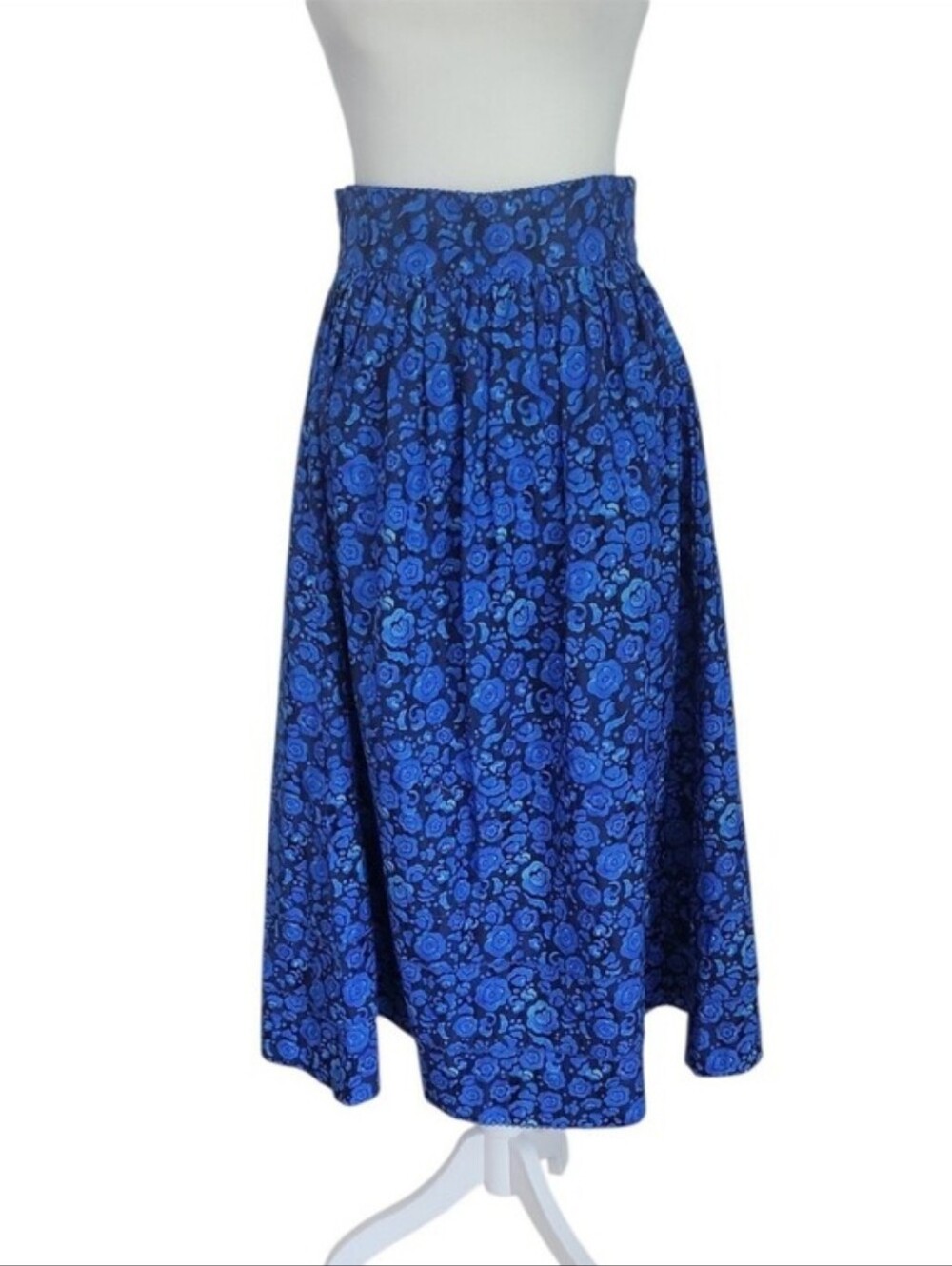 De Loreta Blue Floral Midi Skirt NWOT Size S